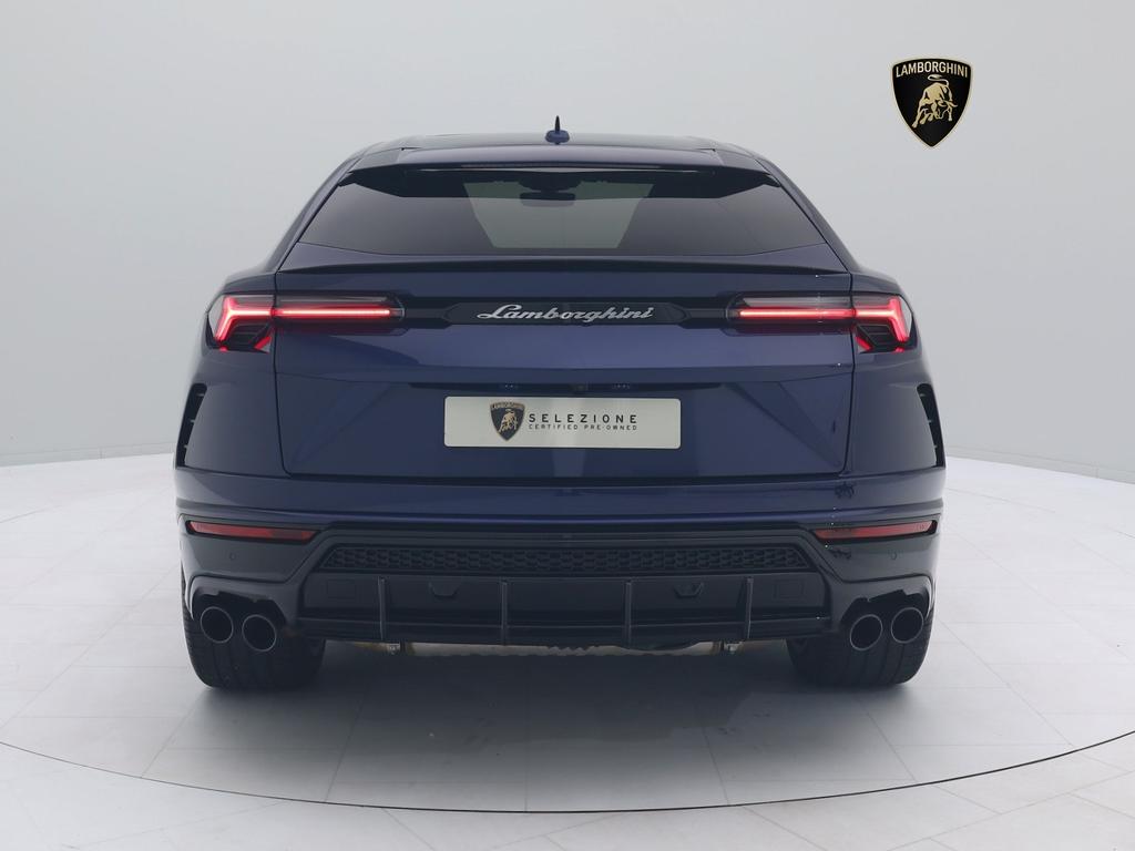 Lamborghini Urus 2021