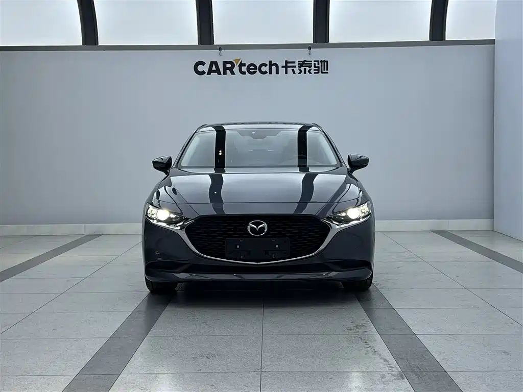 Mazda 3 2023