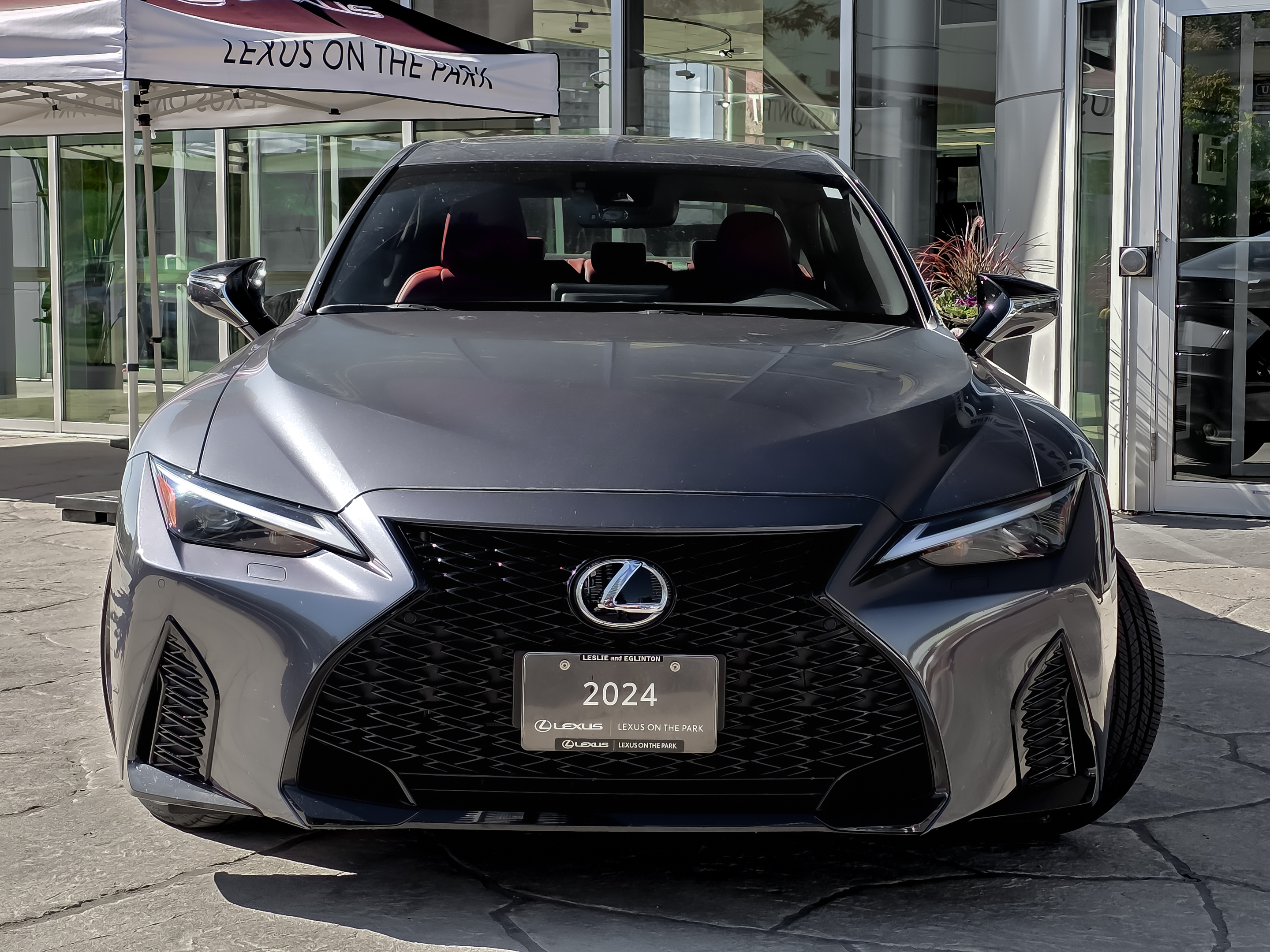 Lexus IS 2024