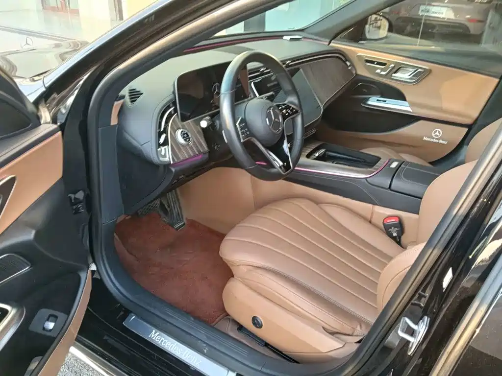 Mercedes-Benz E-Класс 2024