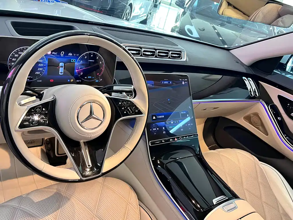 Mercedes-Benz Maybach S-Класс 2022