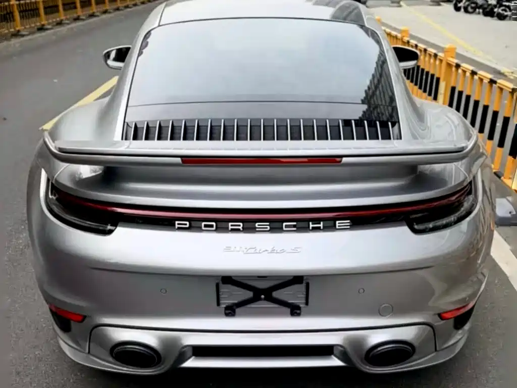 Porsche 911 2023