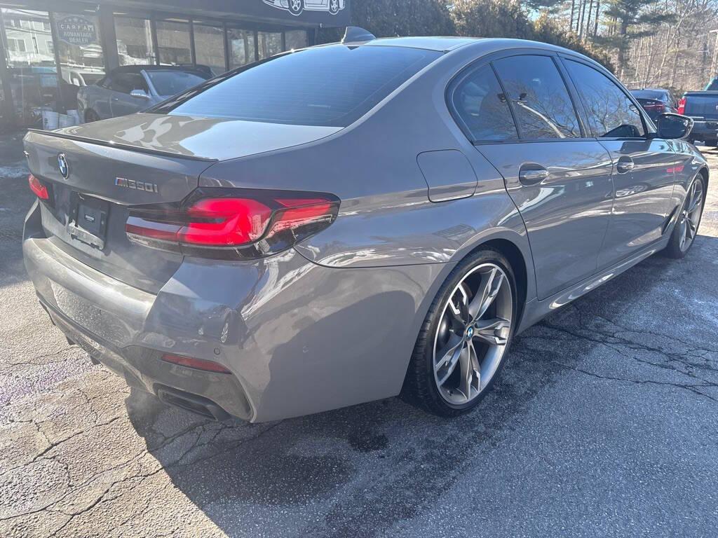 BMW M550 2022