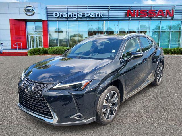 Lexus UX 2024