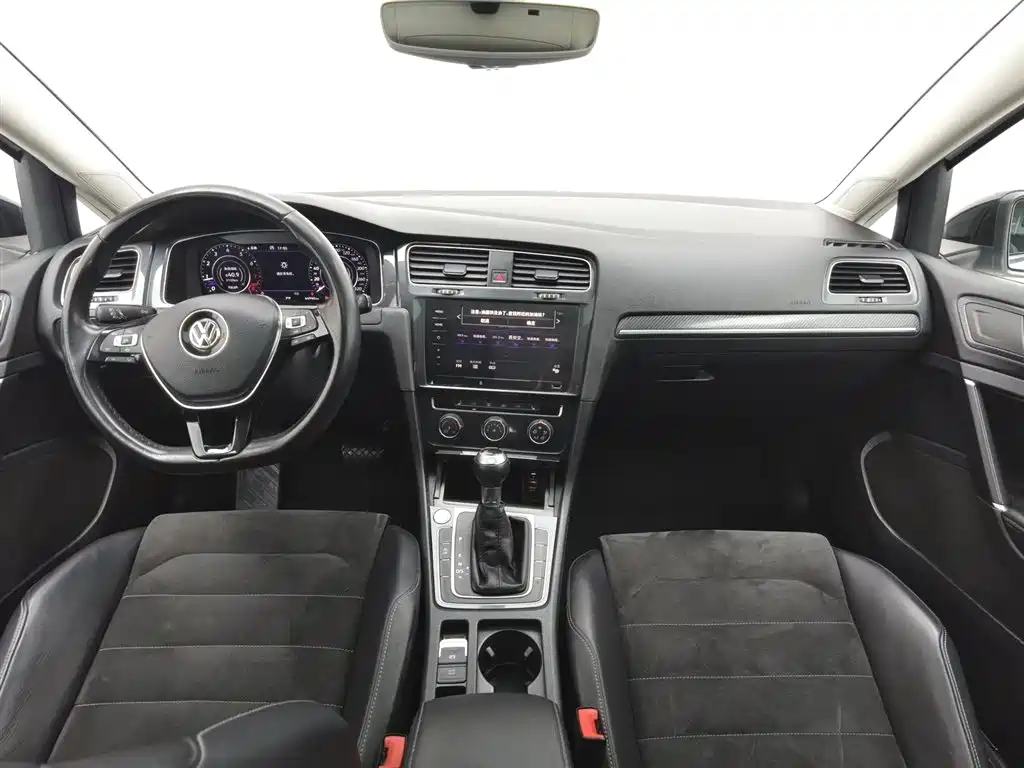 Volkswagen Golf 2020