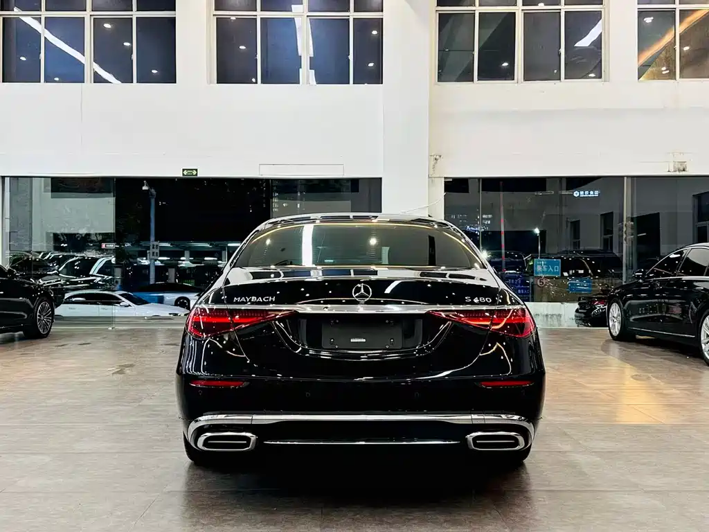 Mercedes-Benz Maybach S-Класс 2024