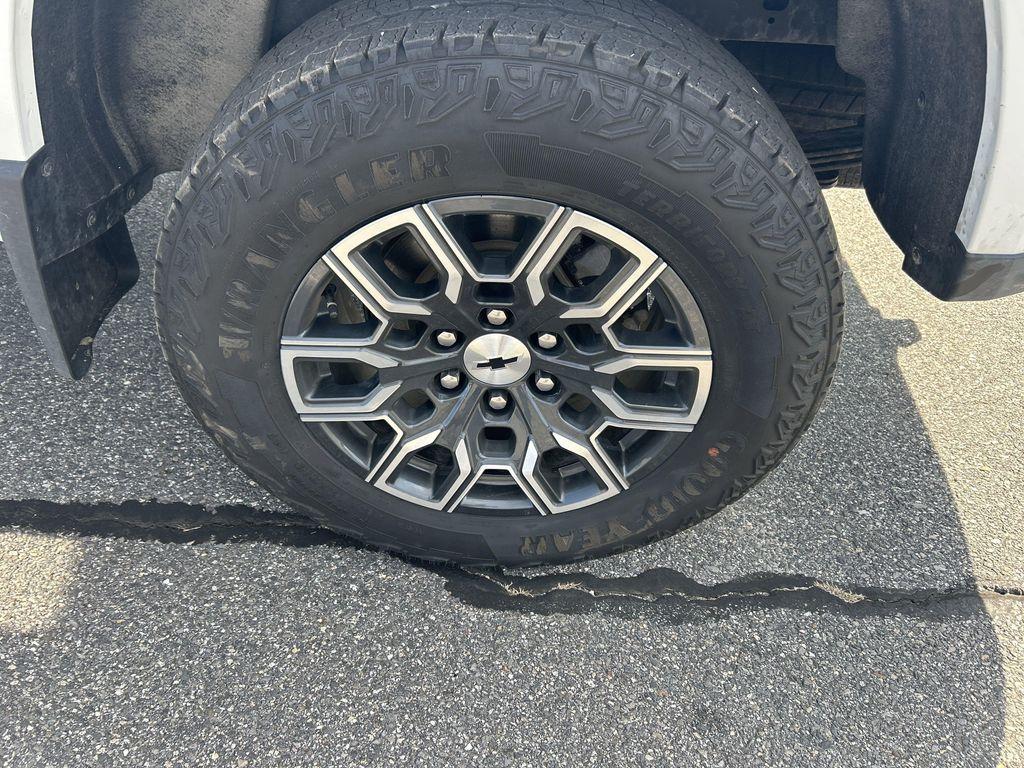 Chevrolet Colorado 2024
