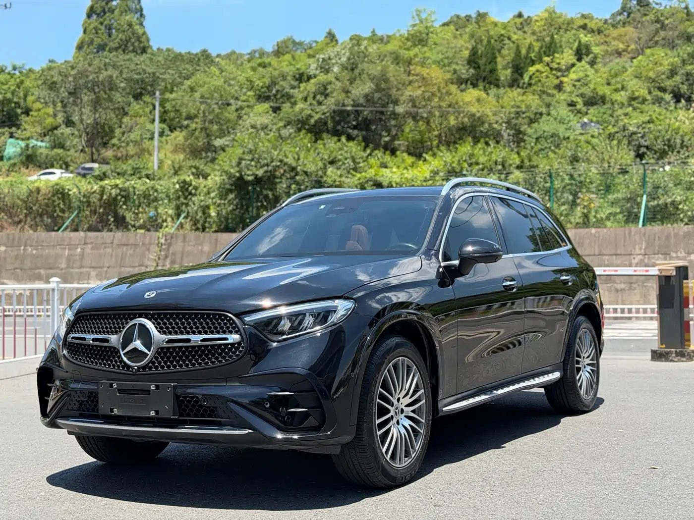 Mercedes-Benz GLC 2023