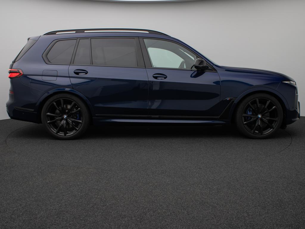 BMW X7 M60 2023