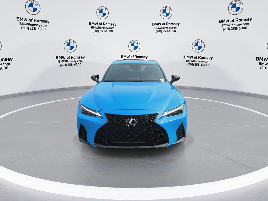 Lexus IS 2024