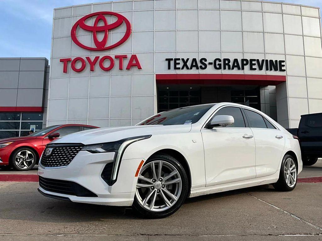 Cadillac CT4 2023