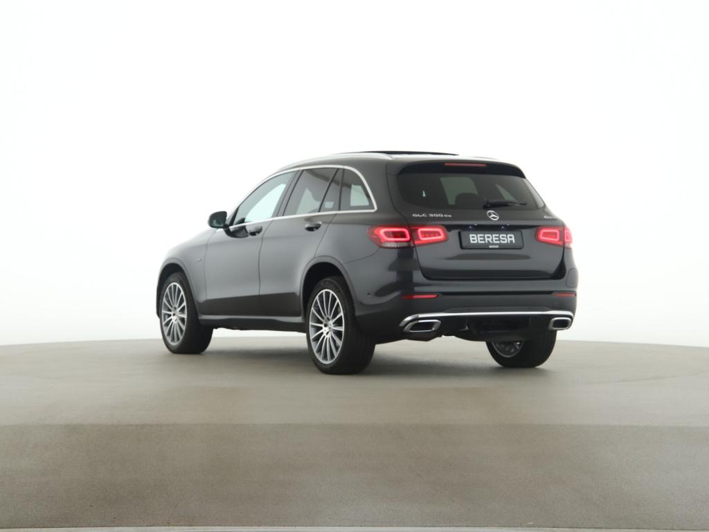 Mercedes-Benz GLC 300 2021