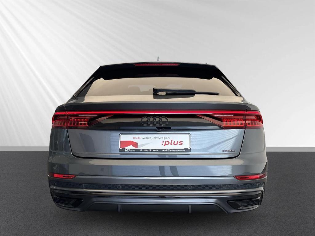 Audi Q8 2023