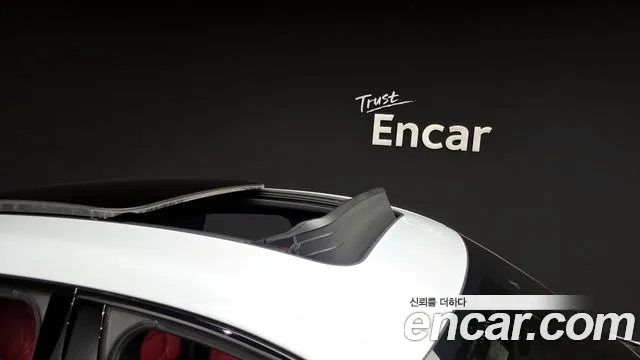 Porsche Macan 2021