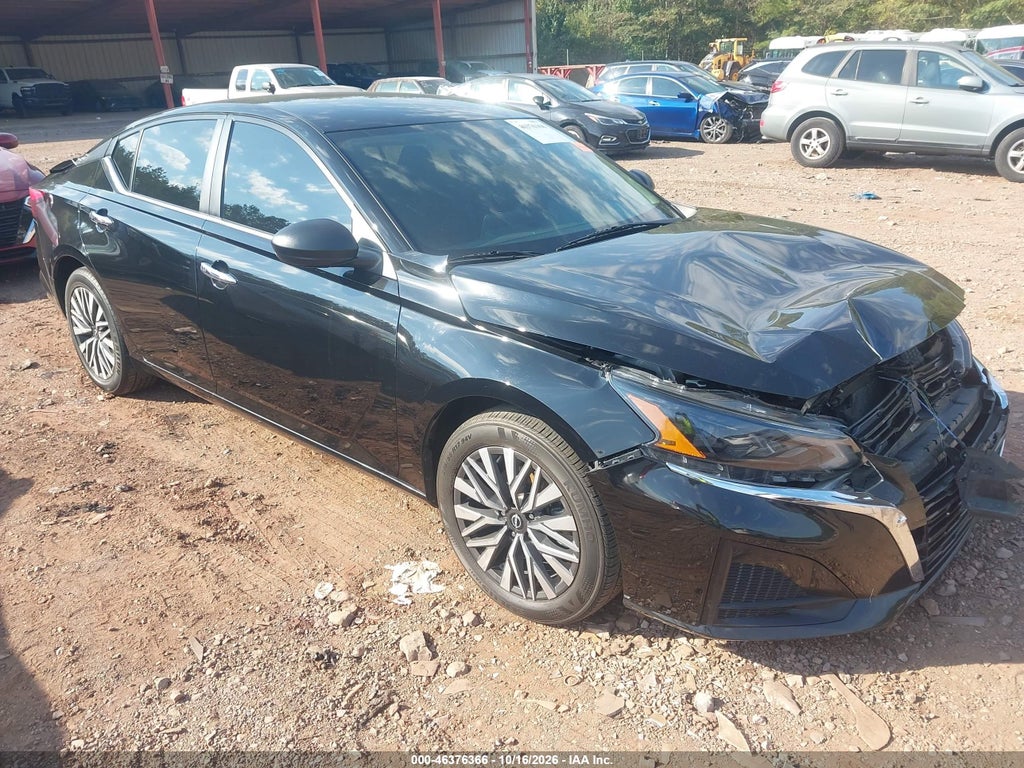 Nissan Altima 2024