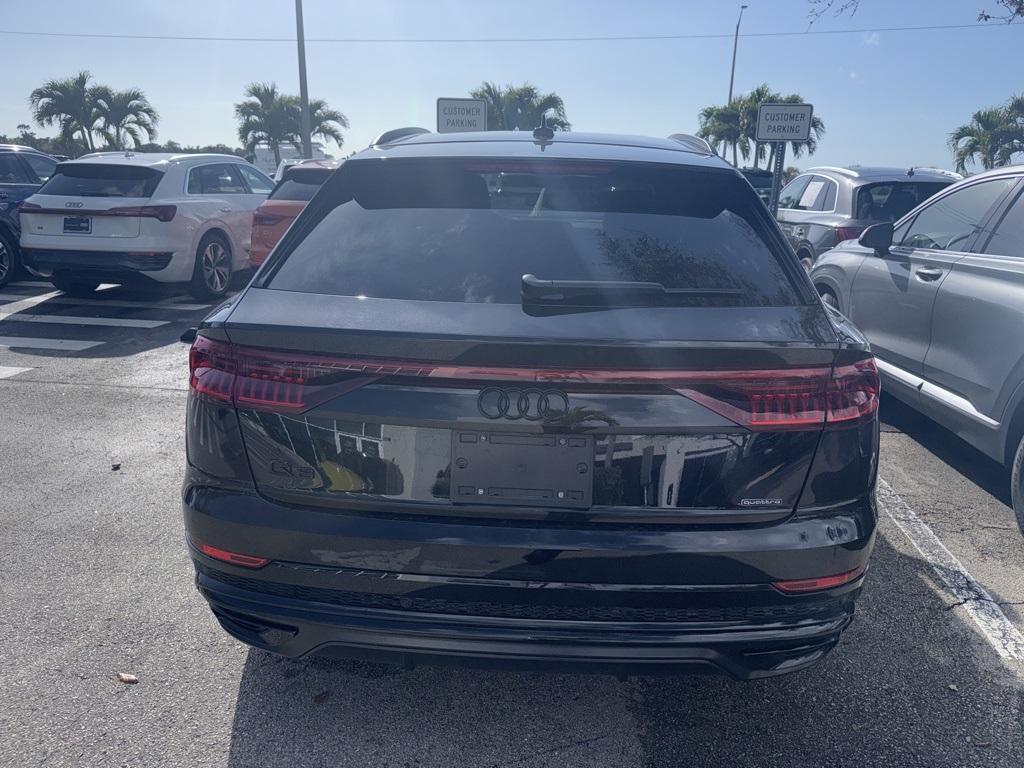 Audi Q8 2023