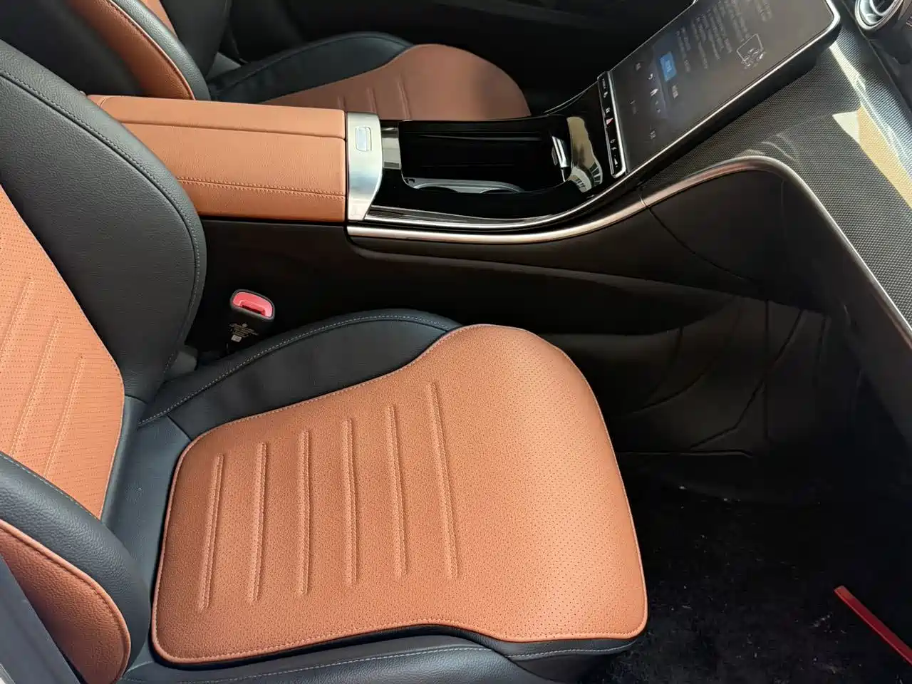 Mercedes-Benz C-Класс 2024