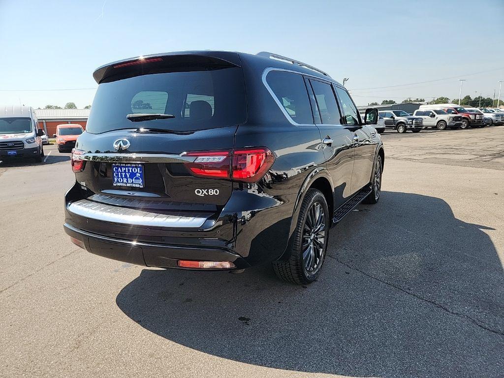 Infiniti QX80 2023