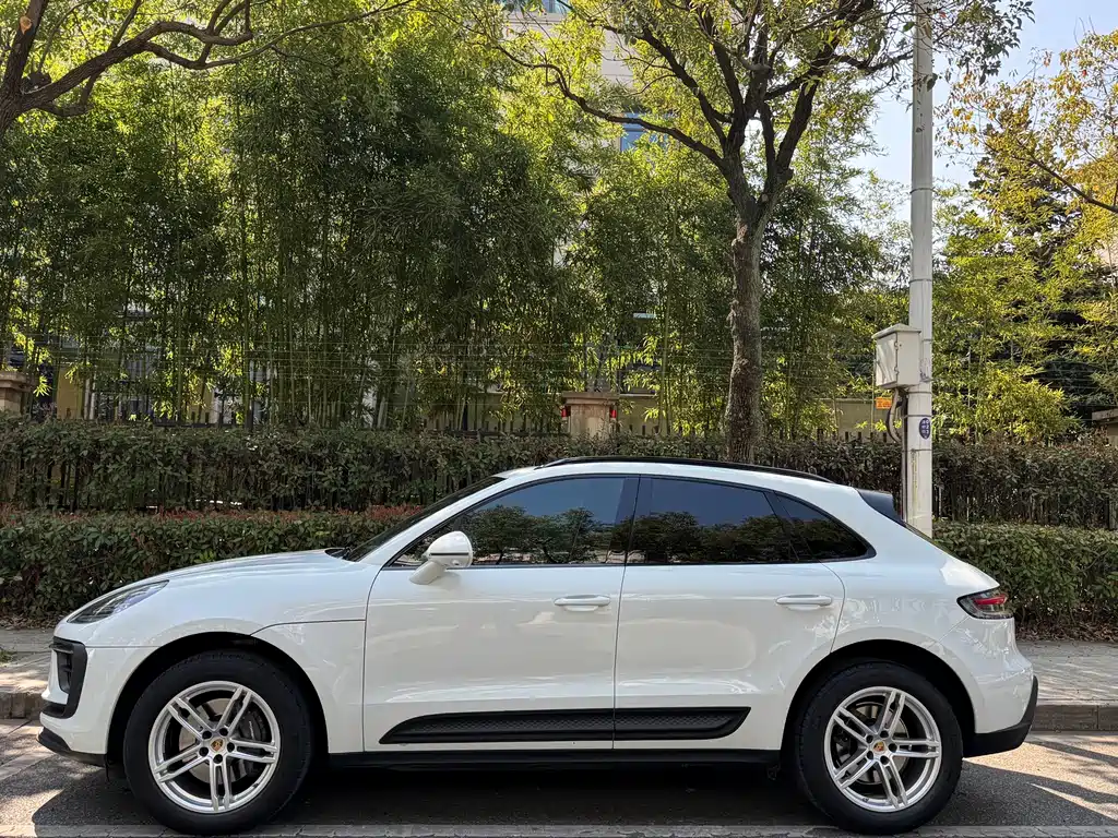 Porsche Macan 2023