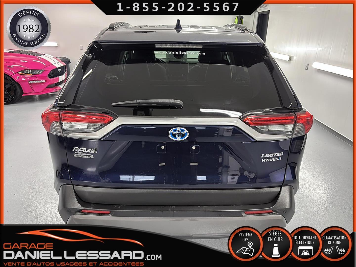 Toyota RAV4 2021