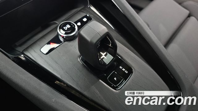 Polestar 2 2025