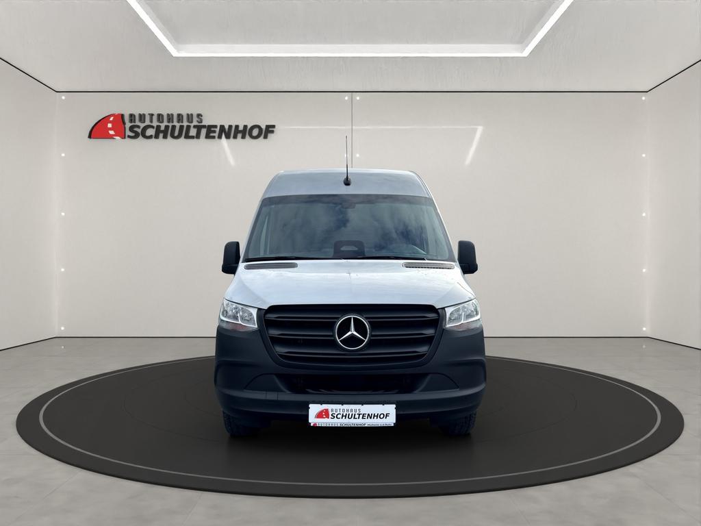 Mercedes-Benz SPRINTER 2024