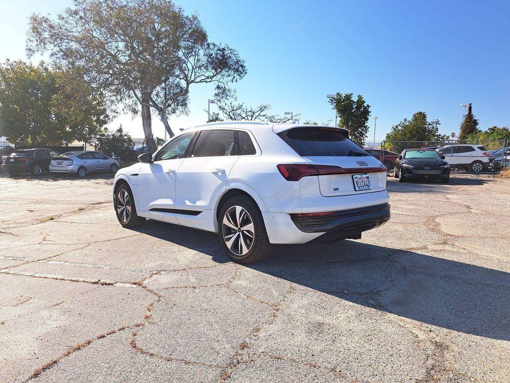 Audi Q8 e-tron 2024