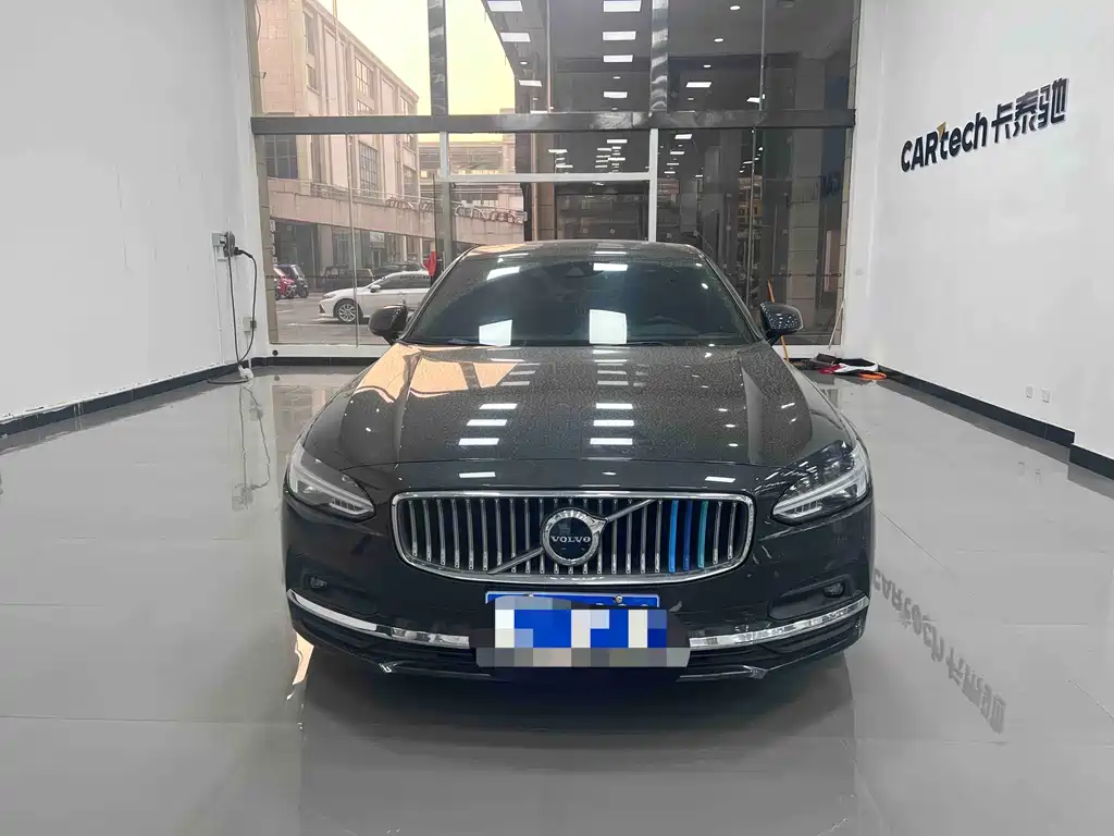 Volvo S90 2021