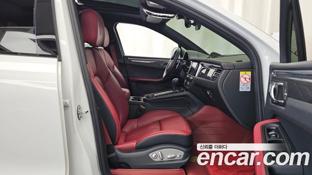 Porsche Macan 2023