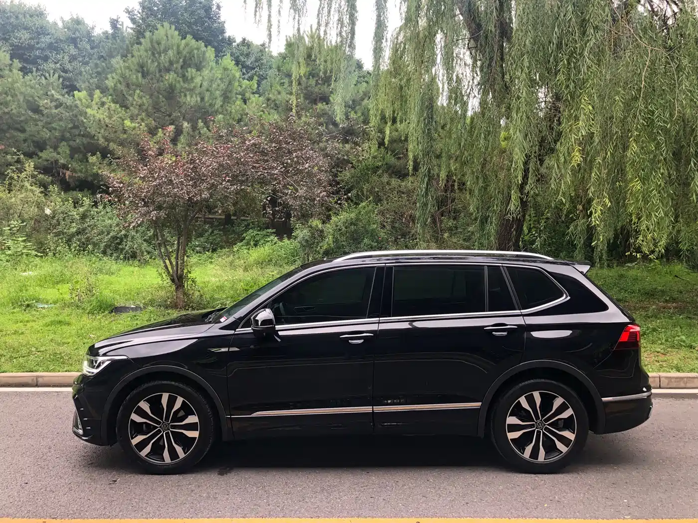 Volkswagen Tiguan 2024
