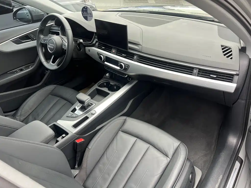 Audi A4 2021