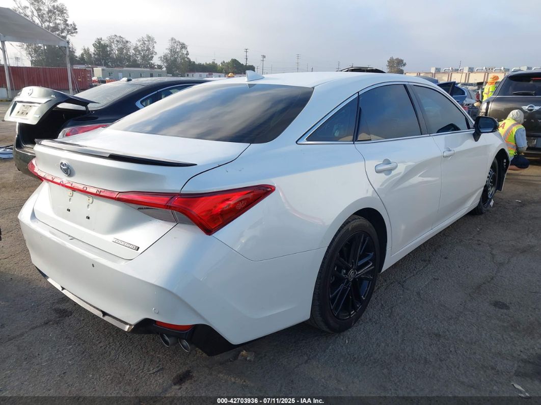 Toyota Avalon 2021