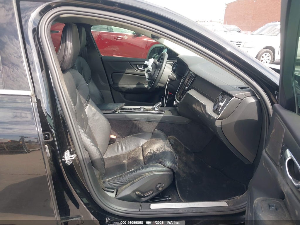 Volvo S60 2022