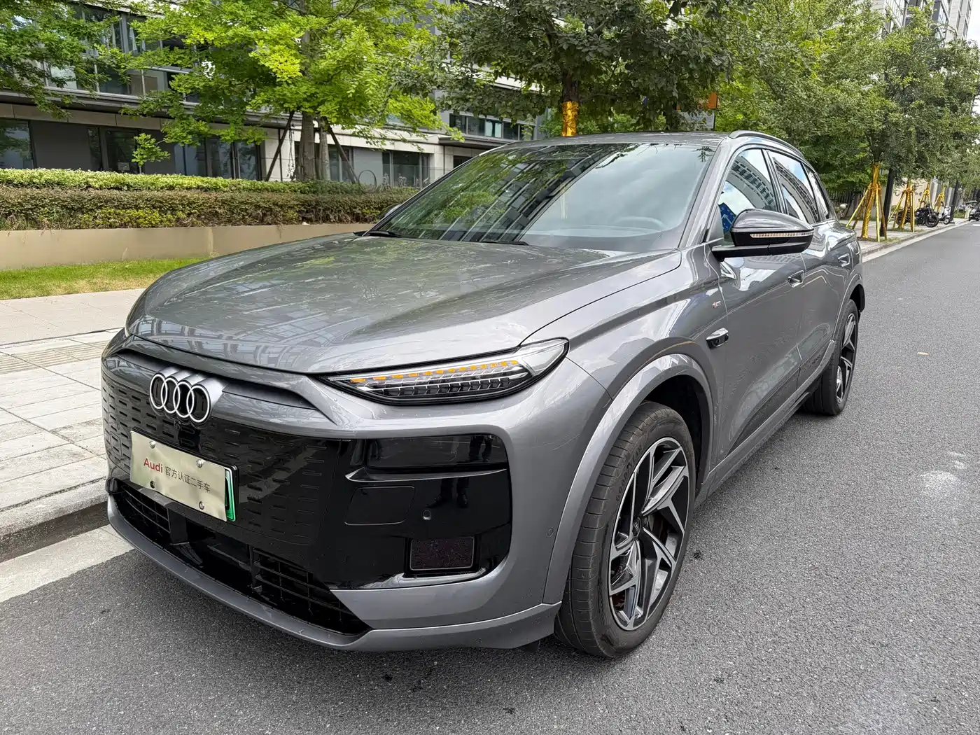 Audi e-tron 2025