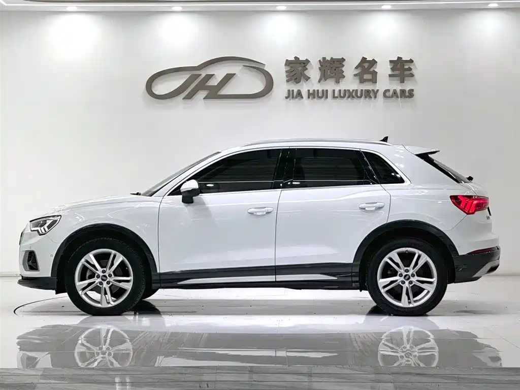 Audi Q3 2021