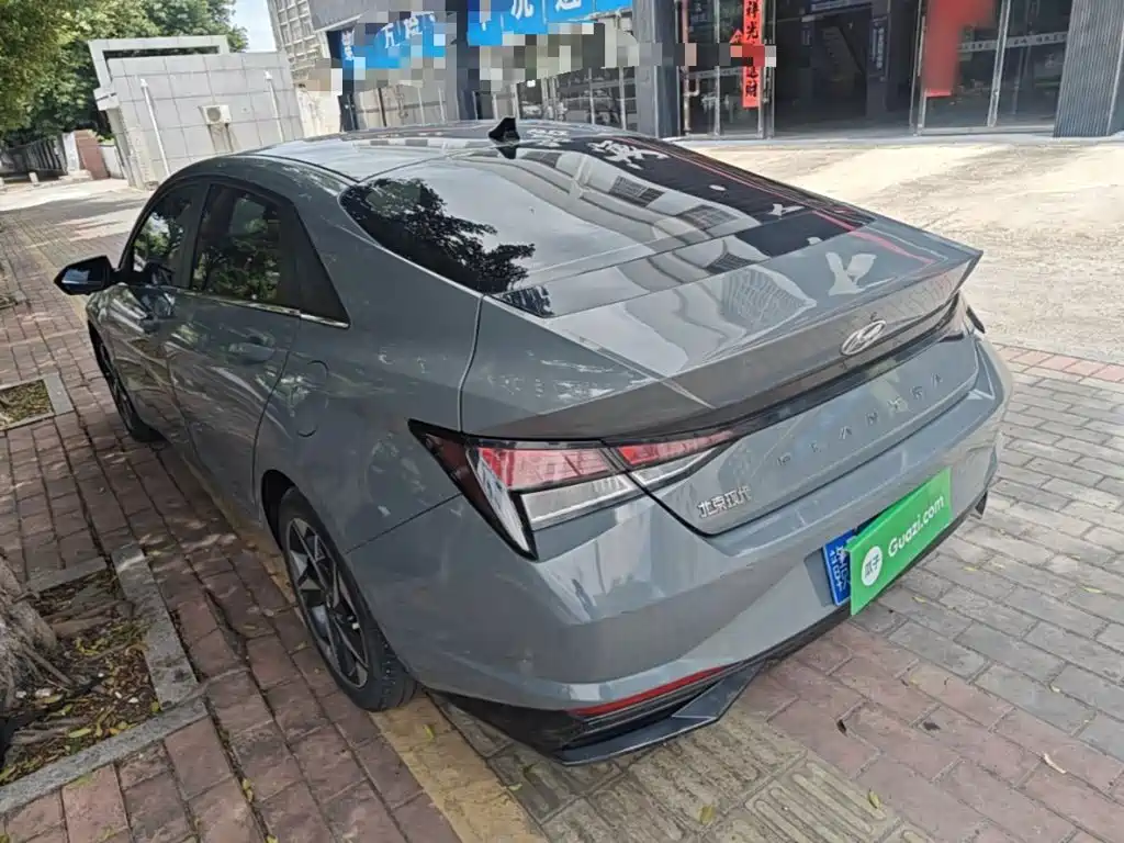 Hyundai Elantra 2021