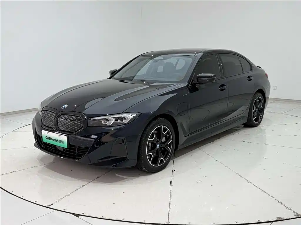 BMW i3 2025