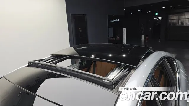 Lexus LS 2023