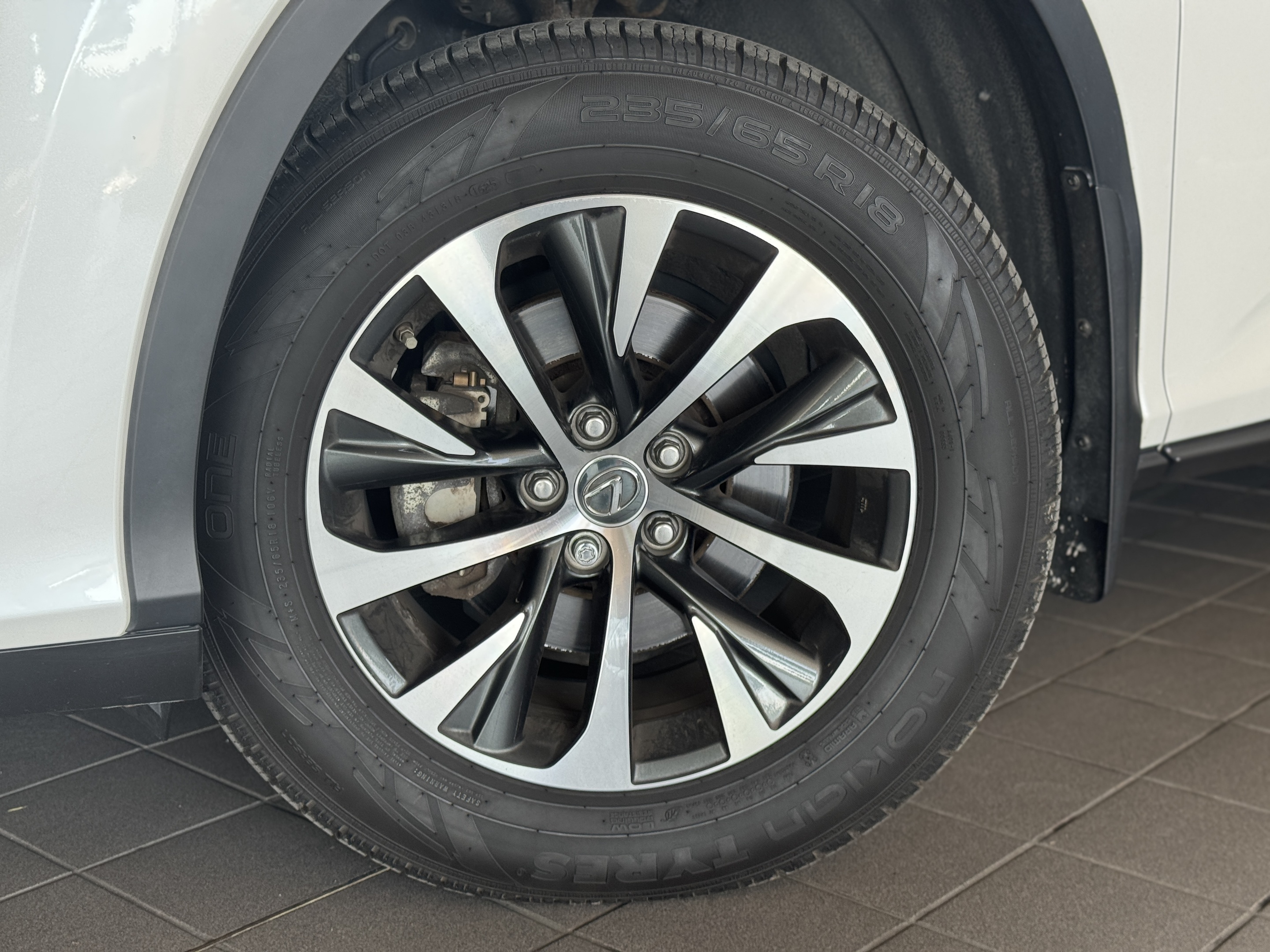 Lexus RX 2021