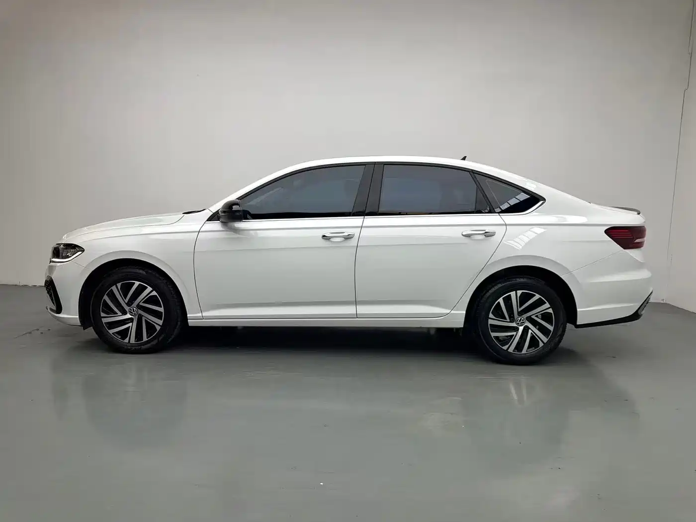Volkswagen Lavida 2024