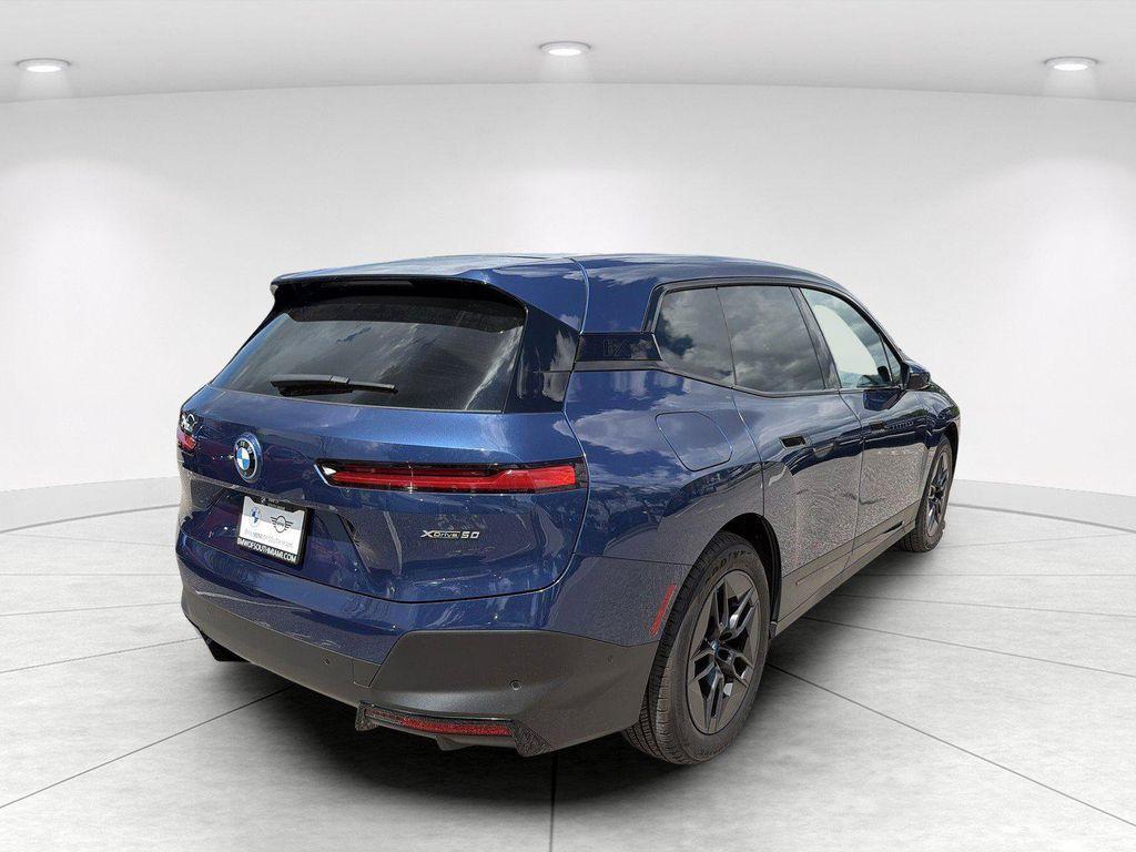 BMW iX 2023