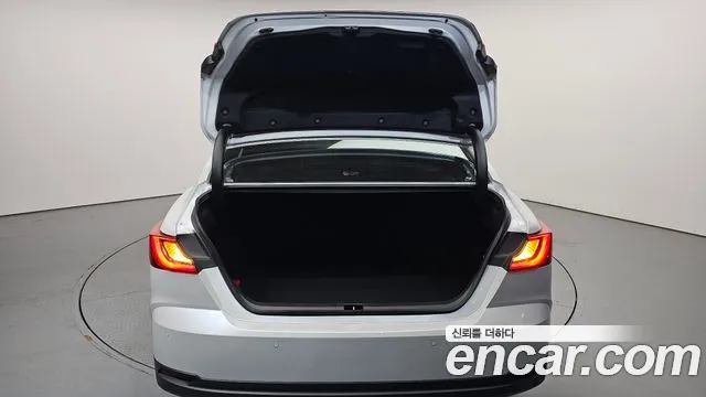 Toyota Camry 2025