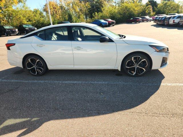 Nissan Altima 2023