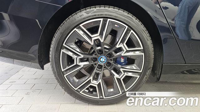 BMW 5 серии 2025
