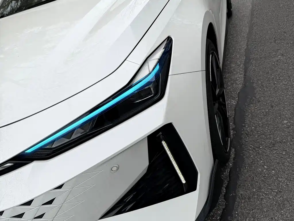 Changan UNI-V 2024