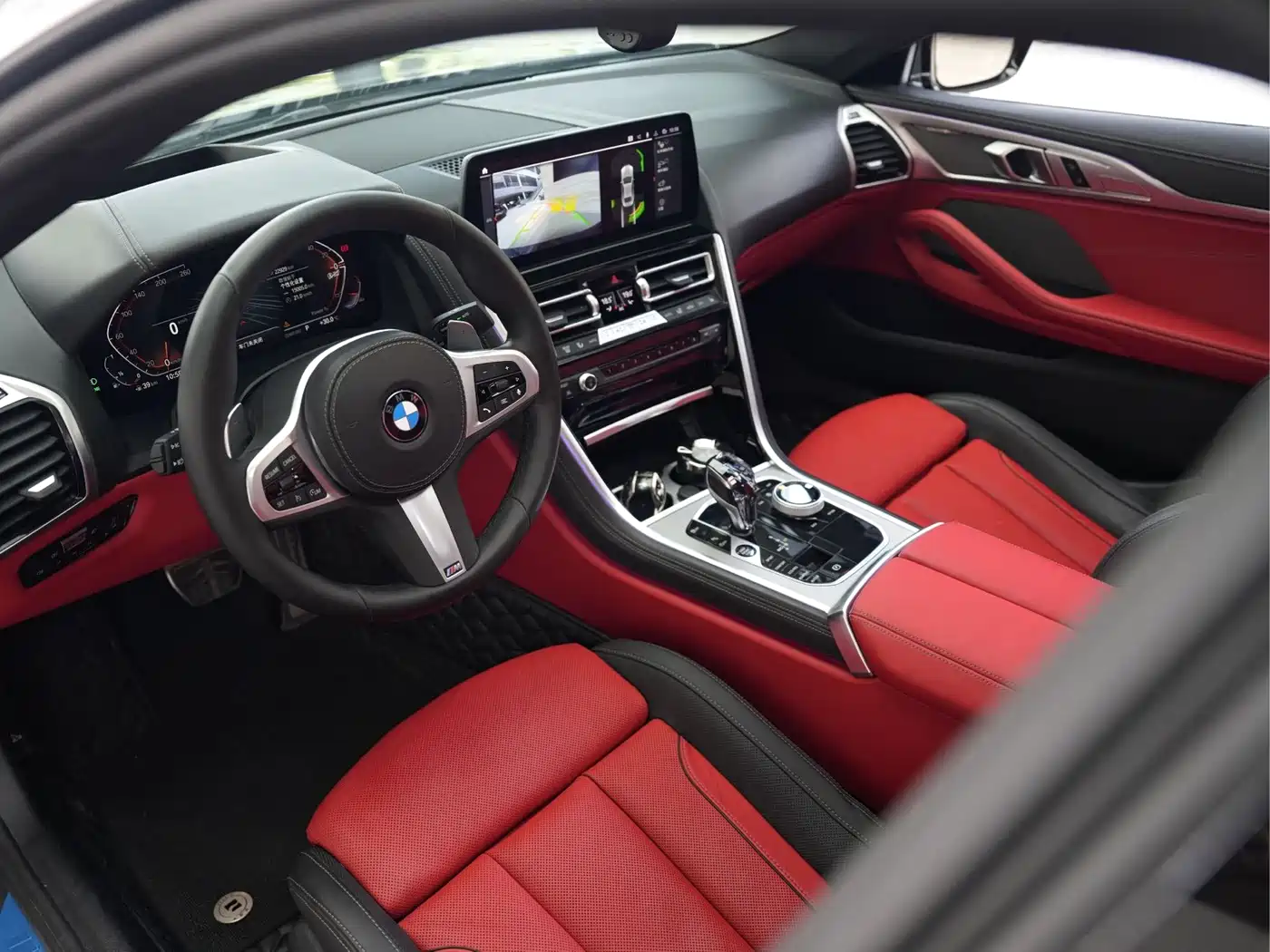 BMW 8 серии 2023