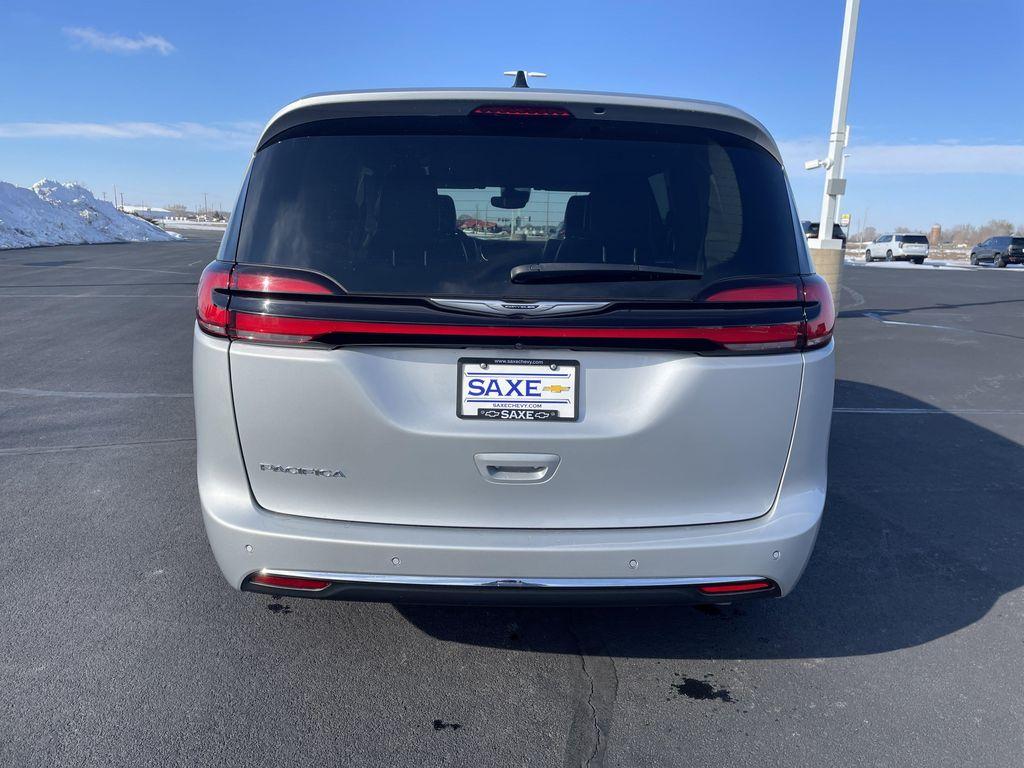 Chrysler Pacifica 2024