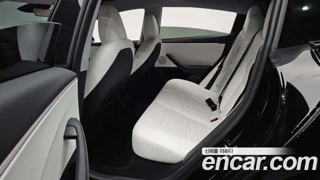 Tesla Model 3 2024