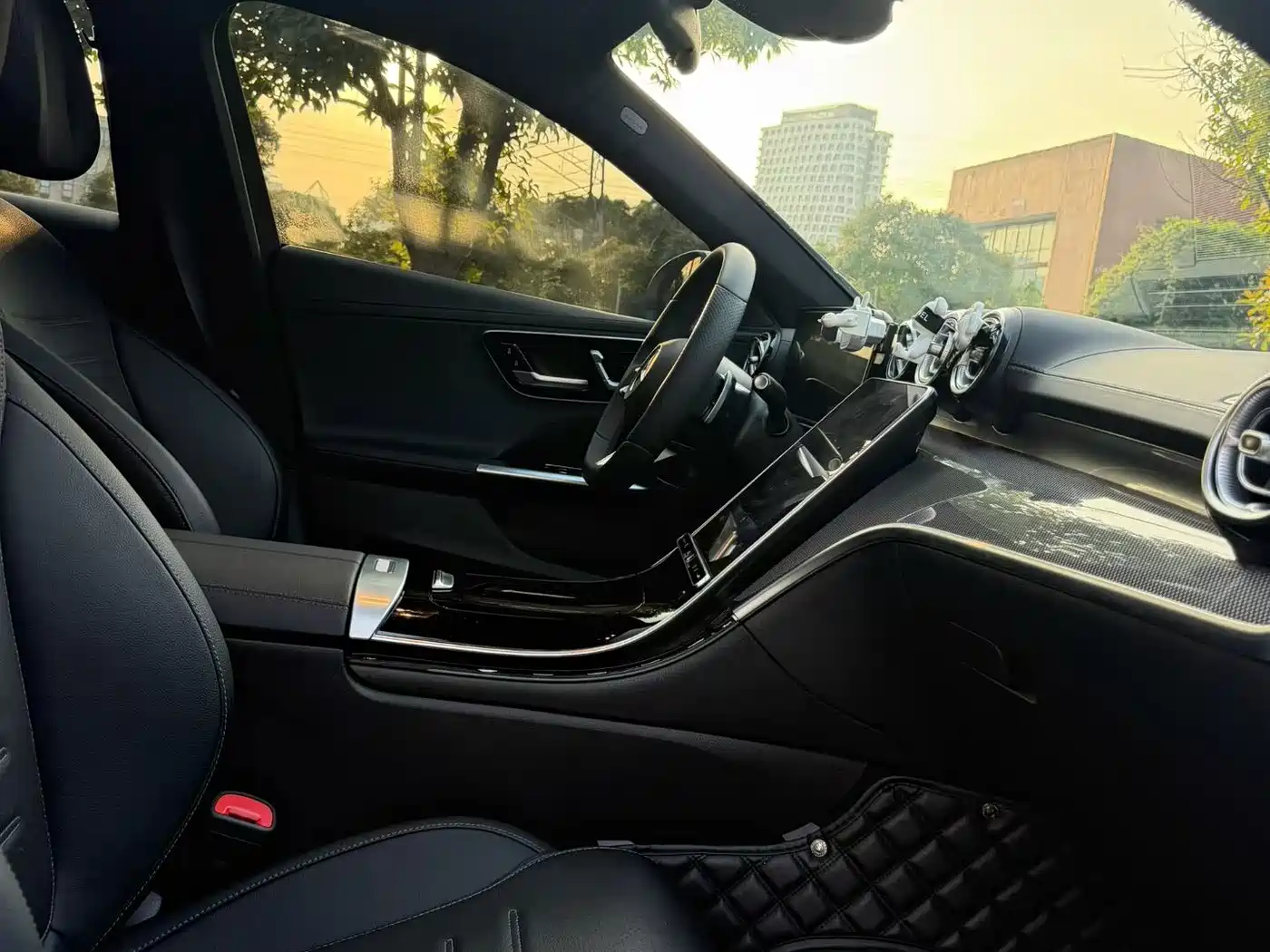 Mercedes-Benz C-Класс 2023
