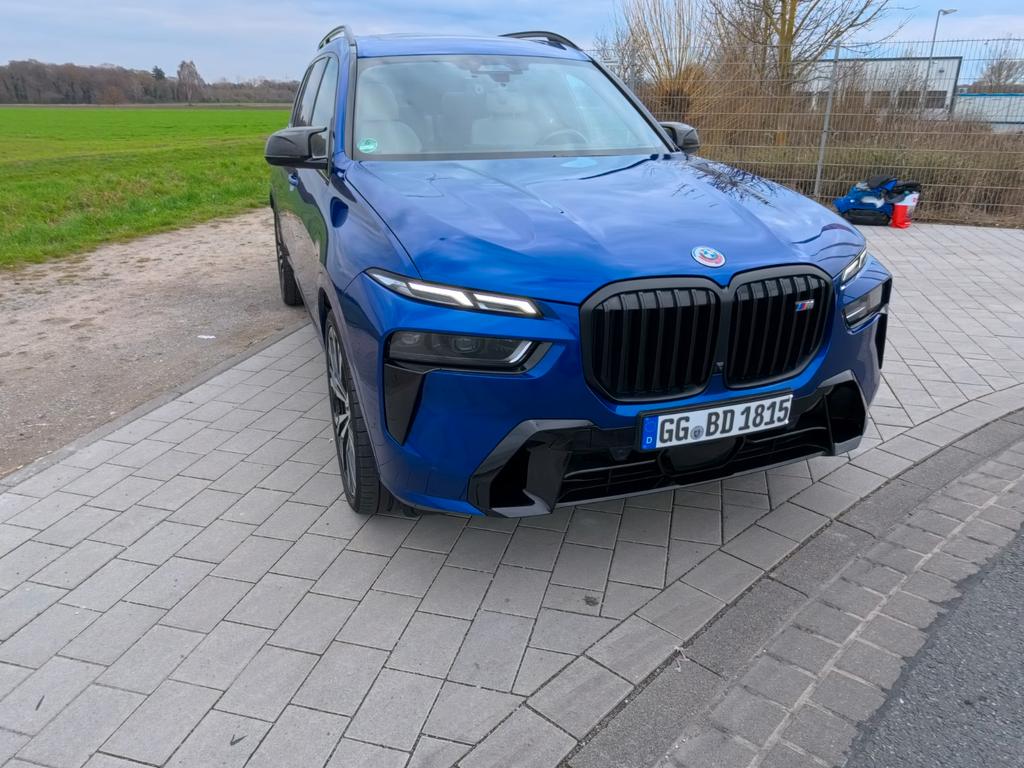 BMW X7 M60 2023